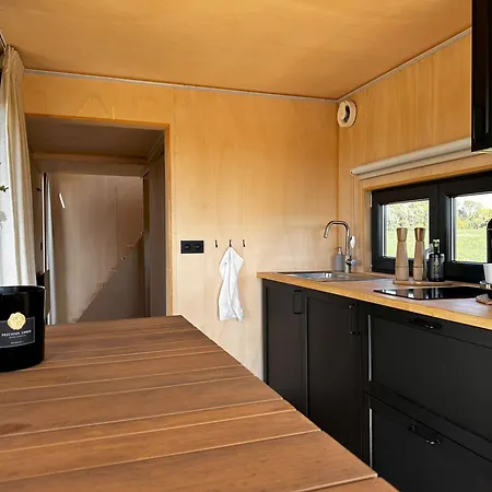 Tiny House Du Gad Bourgeois Сasa de vacaciones Chievres